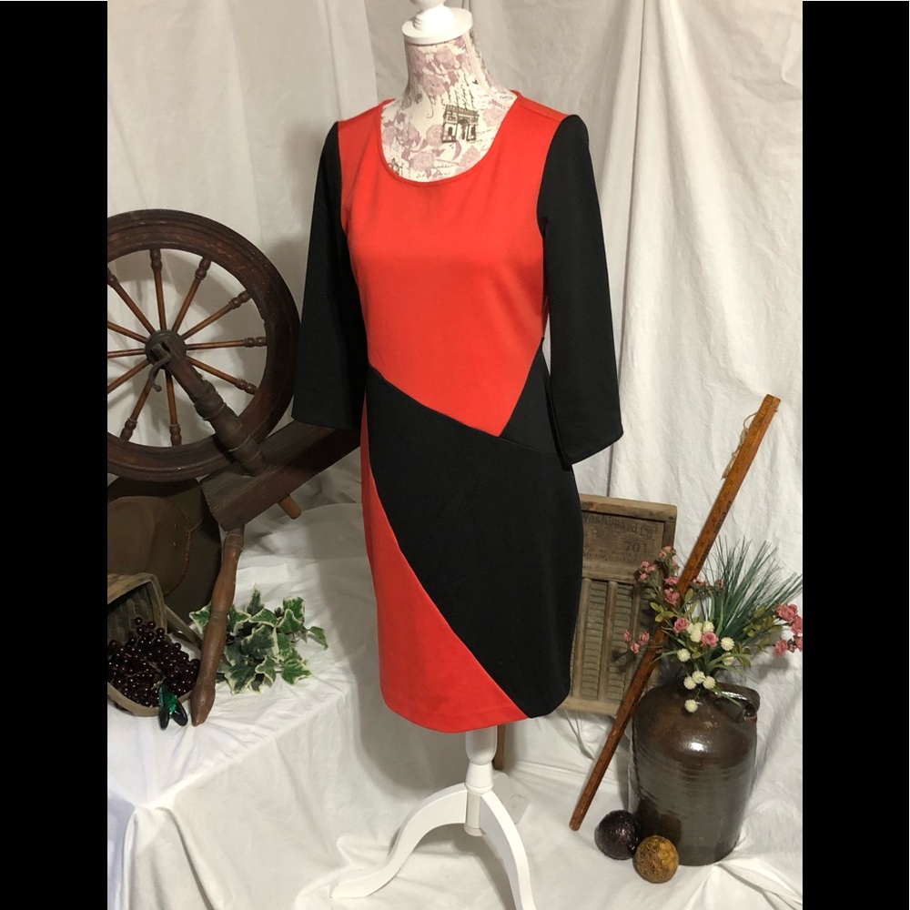 The Limited Dress Size M